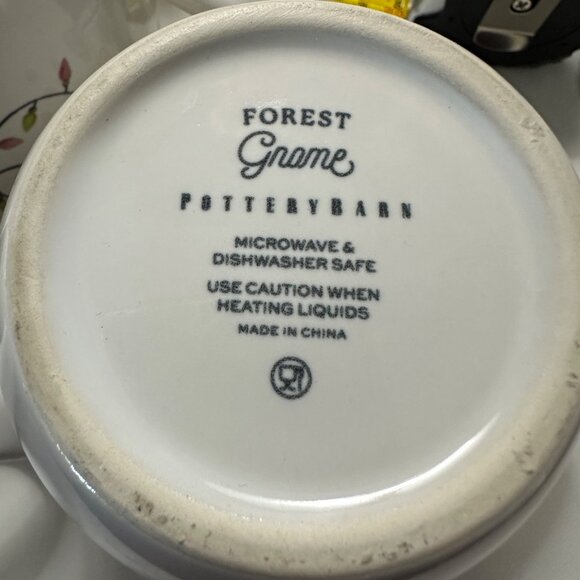 2 Pottery Barn Forest Gnome Stoneware 20 oz Holiday Christmas Festive Mugs - Picture 6 of 8